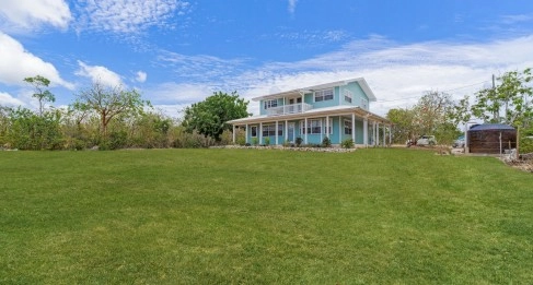 Stake Bay Bluff Edge Family Home