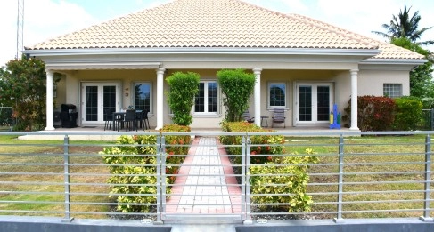 OMEGA BAY ESTATES CANAL HOME | #189 WHIRLWIND DRIVE