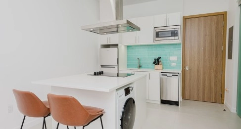 Harbour Walk Unit 204 | 1 Bed, 1 Bath + Office/Den