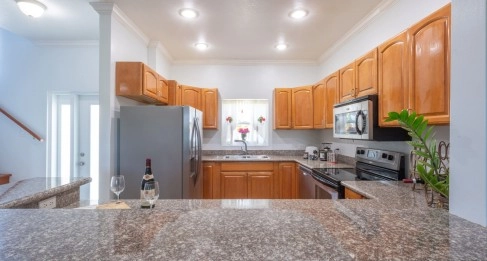 Near Everything 2 Bed 2.5 bath at Triumph Village Condo in GT