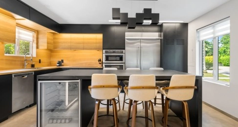 Foster Village #5 (2 BED, 2.5 BATH COMPLETELY RENOVATED TOWNHOME)
