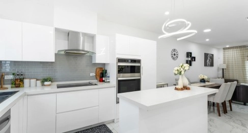 City Plaza Residences #5 (2 Bed, 3 Bath GT Townhome)