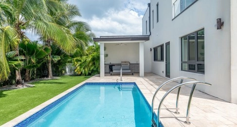 Four Bedroom Home at Shorecrest Villas | The Shores