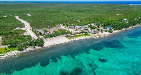 PRIME OCEANTFRONT LAND - HOUSE LOT #2