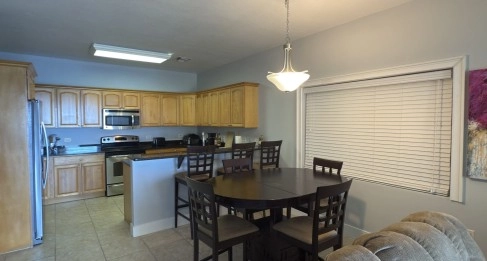 South Shore spacious 3 bedroom Seafront Penthouse