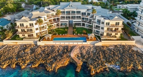 SeaView 103 - Stylish Waterfront living with Panoramic Views