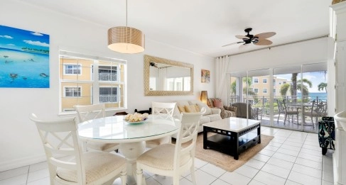 REGAL BEACH CLUB | 523