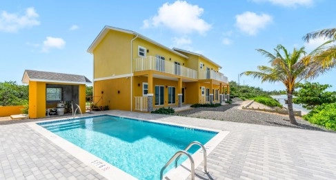 Long Pointe View Villas