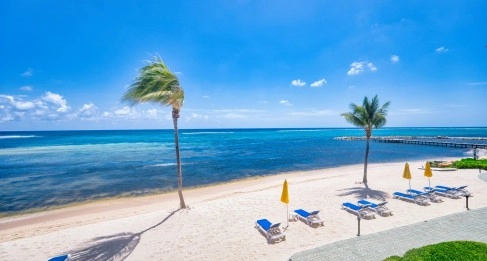 Top Floor Beachfront Castaway Coves