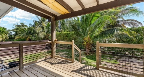 Development Opportunity Detached Home on 1 Acre in Spotts