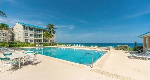 Ocean Front Top Floor Large Three Bed Ocean Pointe Villas