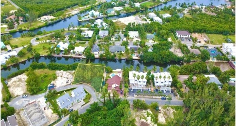 Sweetleaf Canalfront Parcel in Omega Bay