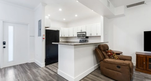 Triumph Village #8 (3 Bed, 3.5 Bath End Unit Townhome)