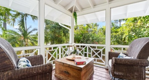 Lahala Treehouse Cottage