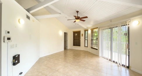 Breezy Pines Top Floor Unit 2 Bed 2 Bath