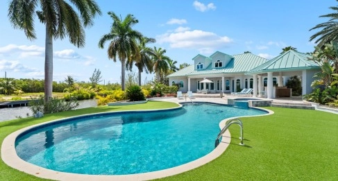 DIAMOND POINT | PATRICK’S ISLAND - EXCEPTIONAL PENINSULA ESTATE WITH EASY 2 BED EXPANSION