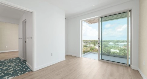 ONEIGT Residences # 702