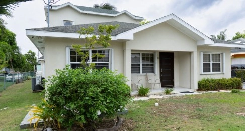 Gated 5 Bed 3 Bath Savannah Home with Modern Upgrades