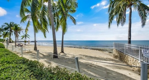 CRESCENT POINT UNIT #14 | SEVEN MILE BEACH - Fully Remodeled, Turnkey & Income-Producing Opportunity